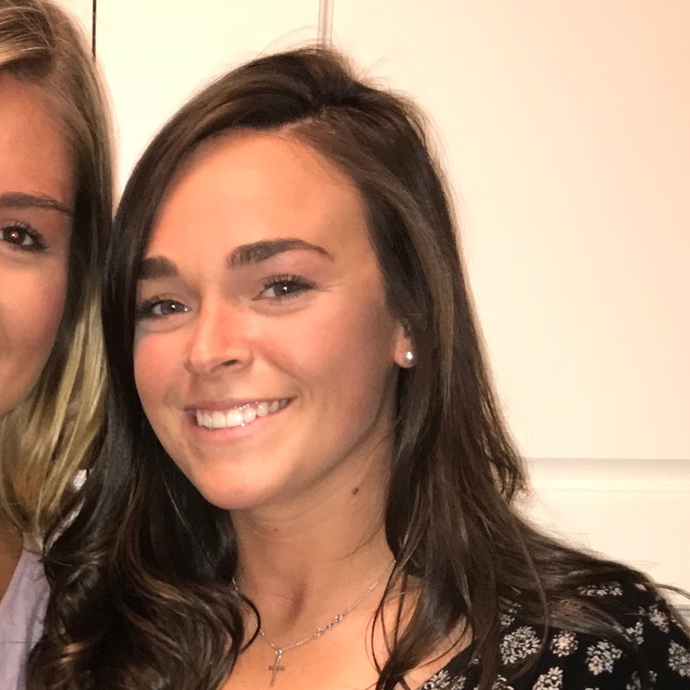 Meet your Posher, Laurie